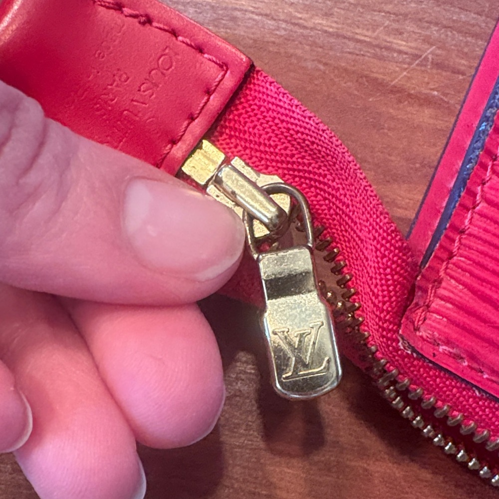 Louis Vuitton Red Epi Leather Pochette Accessories 24 Wristlet Clutch with Strap - Picture 5 of 13